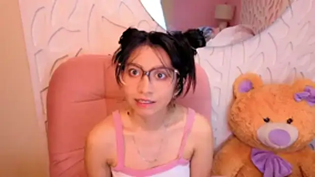 VioletxBloom online show from 04/10/26, 01:29