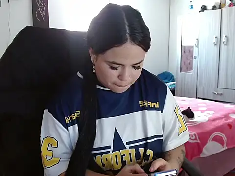 selena rose      online show from 03/13/26, 05:51