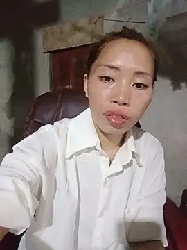 Snapshot of sulove_xx chatting on 06/03/26, 01:01 sulove xx online show from 06/03/26, 01:01