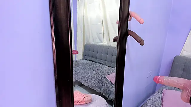 Anna Belluci online show from 10/11/25, 04:13