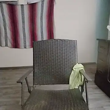 LacyLaurent online show from 10/28/25, 04:35