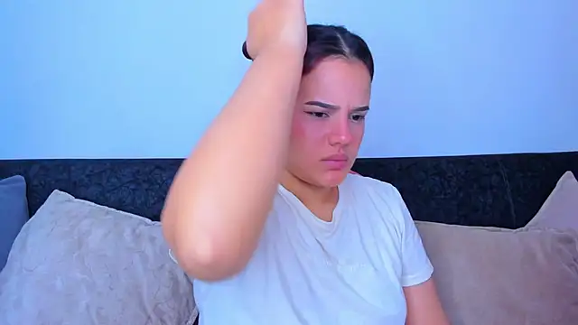 sweet lily26 online show from 11/08/25, 01:36