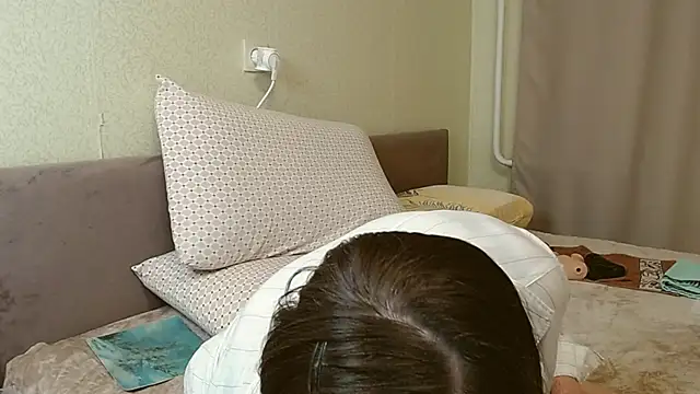 MermaidCurves online show from 11/04/25, 09:07