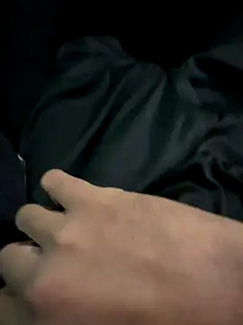 Snapshot of monster20cm chatting on 11/09/25, 10:47 monster20cm online show from 11/09/25, 10:47