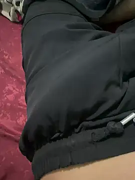 Snapshot of monster20cm chatting on 09/23/25, 10:50 monster20cm online show from 09/23/25, 10:50