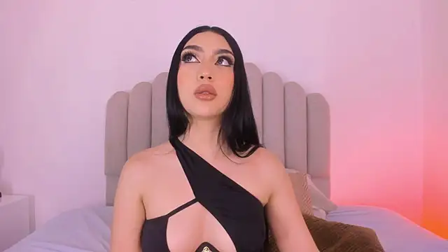 AmbarEvans  online show from 12/05/25, 12:04