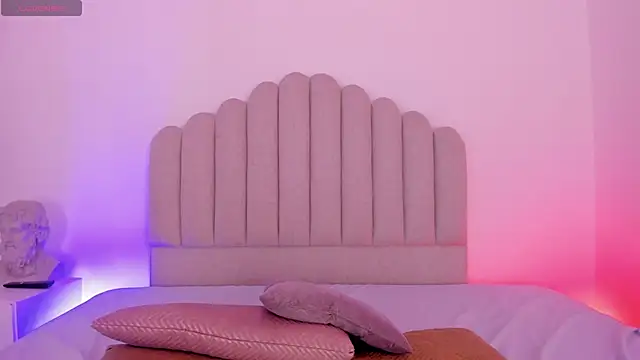 AmbarEvans  online show from 01/13/26, 12:31