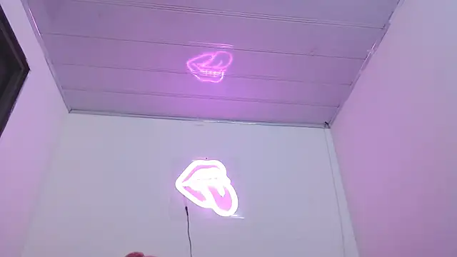 valerii fox 69 online show from 02/06/26, 11:23