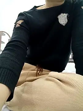 Buny vera online show from 11/17/25, 01:53