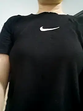 Snapshot of Buny_vera chatting on 06/11/26, 01:08 Buny vera online show from 06/11/26, 01:08