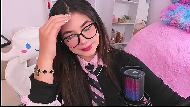 Snapshot of dolce_antonellaa chatting on 02/26/26, 03:17 dolce antonellaa online show from 02/26/26, 03:17