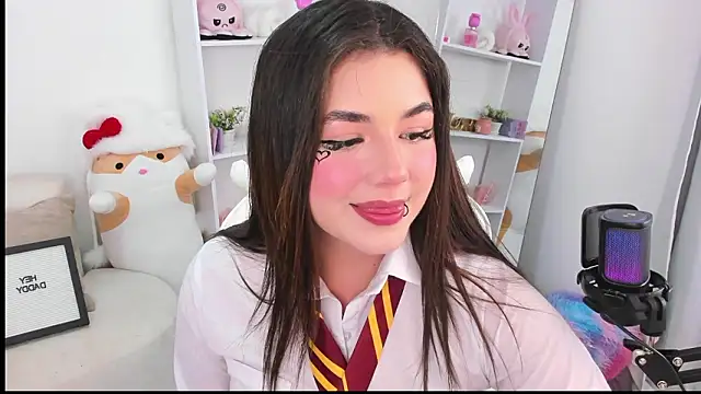 Snapshot of dolce_antonellaa chatting on 02/06/26, 01:01 dolce antonellaa online show from 02/06/26, 01:01