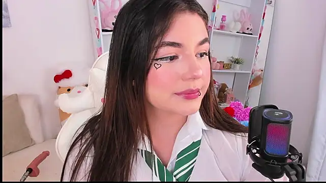 Snapshot of dolce_antonellaa chatting on 02/17/26, 03:37 dolce antonellaa online show from 02/17/26, 03:37