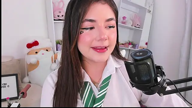 Snapshot of dolce_antonellaa chatting on 02/12/26, 03:06 dolce antonellaa online show from 02/12/26, 03:06