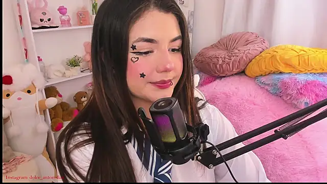 dolce antonellaa online show from 04/01/26, 02:57