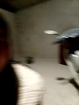 quynhkoolbae online show from 11/29/25, 12:49