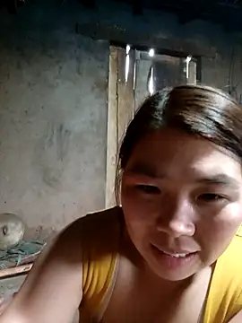 quynhkoolbae online show from 11/12/25, 04:27