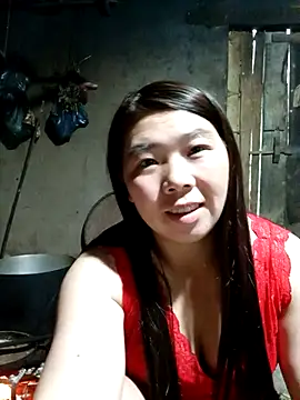 quynhkoolbae online show from 10/27/25, 11:49