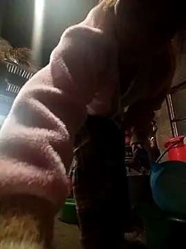 quynhkoolbae online show from 02/18/26, 02:13