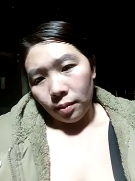 quynhkoolbae online show from 11/03/25, 01:26