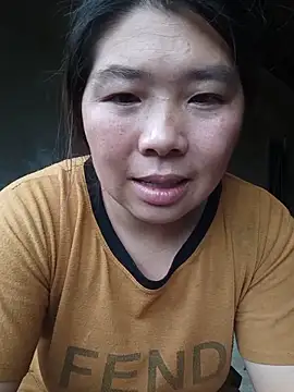 Snapshot of quynhkoolbae chatting on 06/19/26, 01:44 quynhkoolbae online show from 06/19/26, 01:44