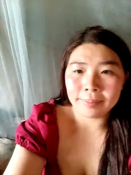 quynhkoolbae online show from 11/18/25, 05:22