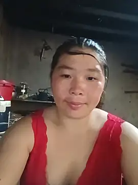 Snapshot of quynhkoolbae chatting on 07/06/26, 02:40 quynhkoolbae online show from 07/06/26, 02:40