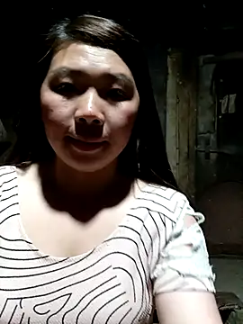 quynhkoolbae online show from 12/04/25, 12:26