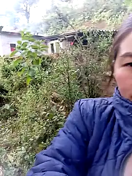 quynhkoolbae online show from 11/15/25, 09:13