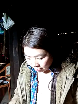 quynhkoolbae online show from 11/07/25, 01:43