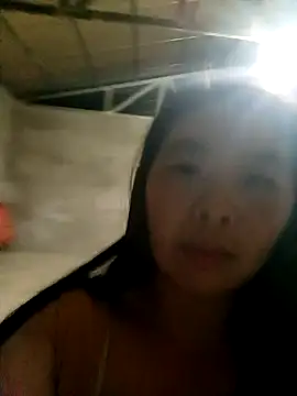 quynhkoolbae online show from 11/11/25, 01:39