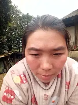 quynhkoolbae online show from 02/15/26, 07:51