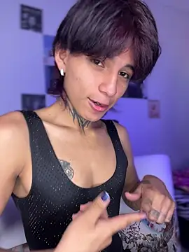 Snapshot of bellamy_095 chatting on 02/15/26, 07:13 bellamy 095 online show from 02/15/26, 07:13