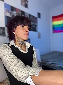 Snapshot of bellamy_095 chatting on 02/17/26, 08:50 bellamy 095 online show from 02/17/26, 08:50