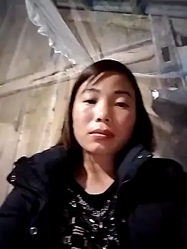 Annaacutee online show from 11/17/25, 12:53