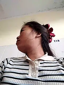 Annaacutee online show from 10/19/25, 01:19