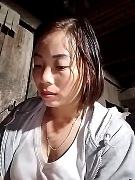 Annaacutee online show from 11/11/25, 10:47