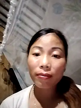 Annaacutee online show from 10/03/25, 12:50