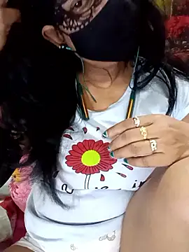 Snapshot of Panchi2 chatting on 09/09/25, 04:55 Panchi2 online show from 09/09/25, 04:55