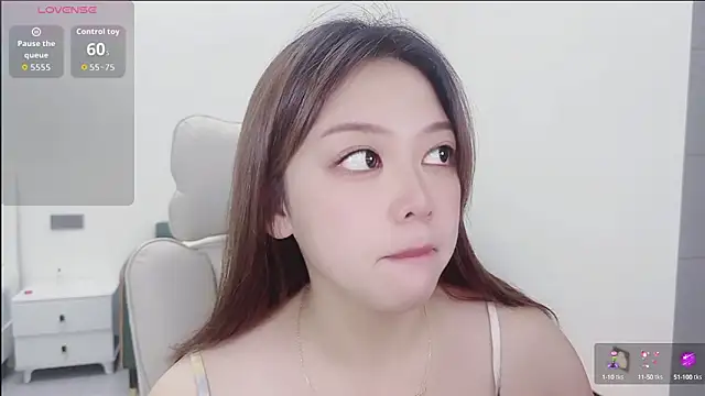 Snapshot of Lcey_66 chatting on 10/12/25, 01:45 Lcey 66 online show from 10/12/25, 01:45