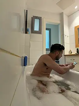 Snapshot of husbandandwifetobe chatting on 03/04/26, 05:37 husbandandwifetobe online show from 03/04/26, 05:37