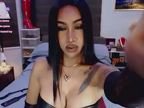 Snapshot of SeductiveVictoria chatting on 06/17/26, 04:06 SeductiveVictoria online show from 06/17/26, 04:06