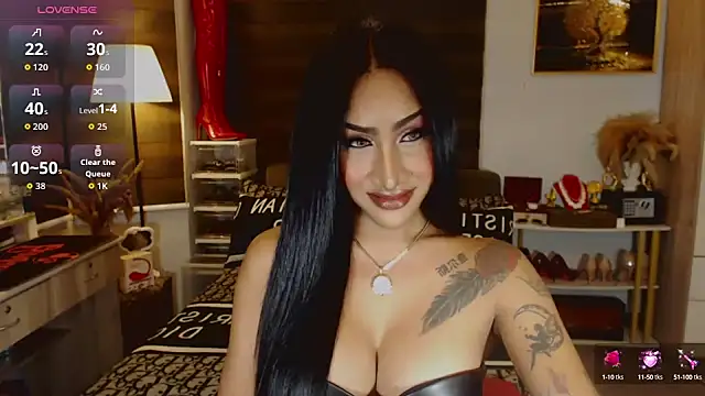Snapshot of SeductiveVictoria chatting on 10/03/25, 11:12 SeductiveVictoria online show from 10/03/25, 11:12