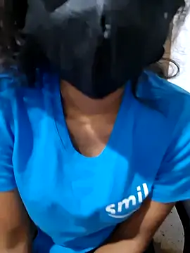 Snapshot of sunny_sweet chatting on 07/04/26, 04:11 sunny sweet online show from 07/04/26, 04:11