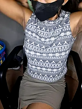 Snapshot of sunny_sweet chatting on 07/06/26, 10:23 sunny sweet online show from 07/06/26, 10:23