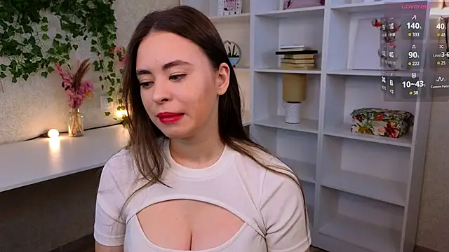 TraciMyntti online show from 10/08/25, 12:56