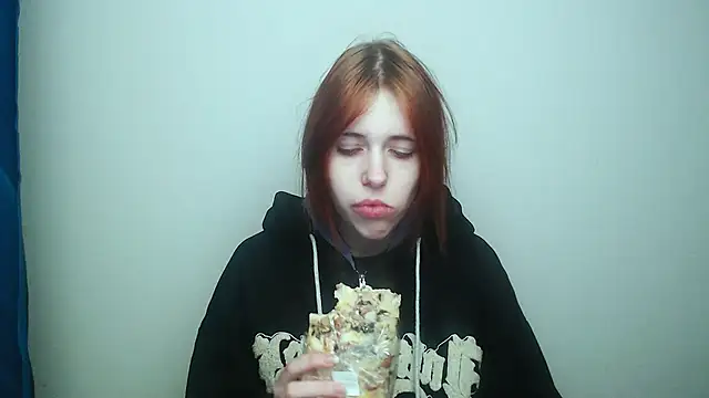 GuessMe    online show from 12/05/25, 03:38