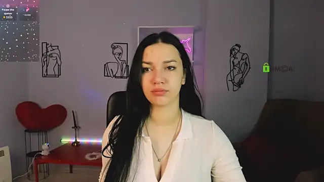 miss ella  online show from 10/02/25, 06:06