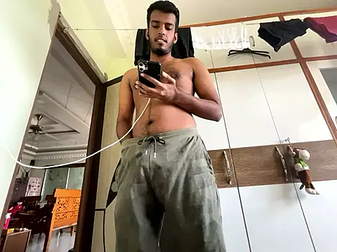 nivedthomas01 online show from 01/11/26, 07:15