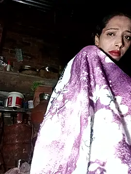 Pinki thakur 1 online show from 04/08/26, 08:32